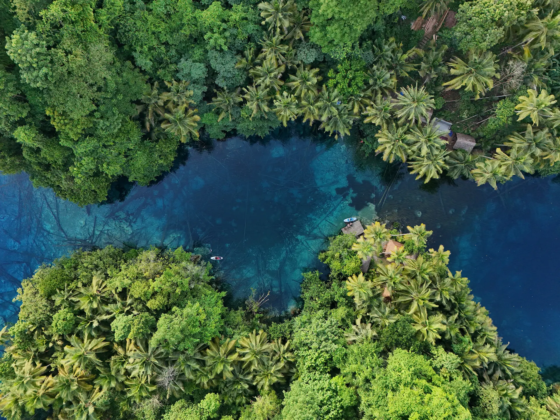 Pemandangan alam dan keindahan wisata Paisu Pok di Desa Lukpanenteng, Kabupaten Banggai Kepulauan